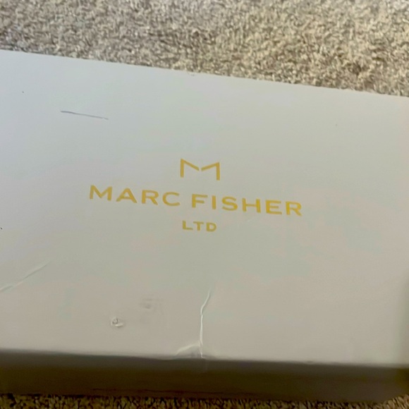 Marc Fisher LTD ZALA 8.5 M Natural Suede - Picture 8 of 11